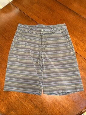 Lululemon Shorts Mens 32 Chino Athletic Golf Casual Lightweight Striped Outdoors